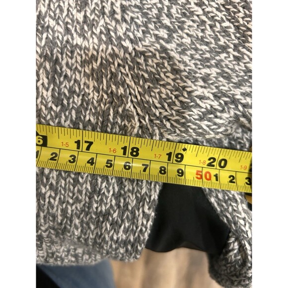 Women's Lands End Heather Gray Turtleneck Long Sleeve Sweater Size Medium Petite - Picture 4 of 5